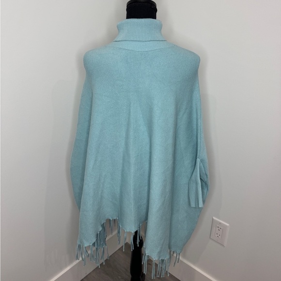 Turquoise Thick Turtleneck Poncho with Sleeves - Picture 4 of 7